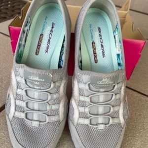 Skechers Womens Breathe Gray 8